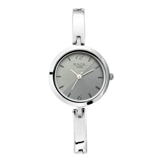 Titan Raga Viva Silver Dial Women Watch With Metal Strap